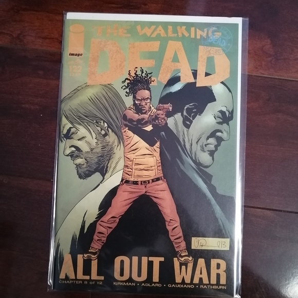 The Walking Dead Comic Book lot Issues 115-126 - Picture 11 of 15
